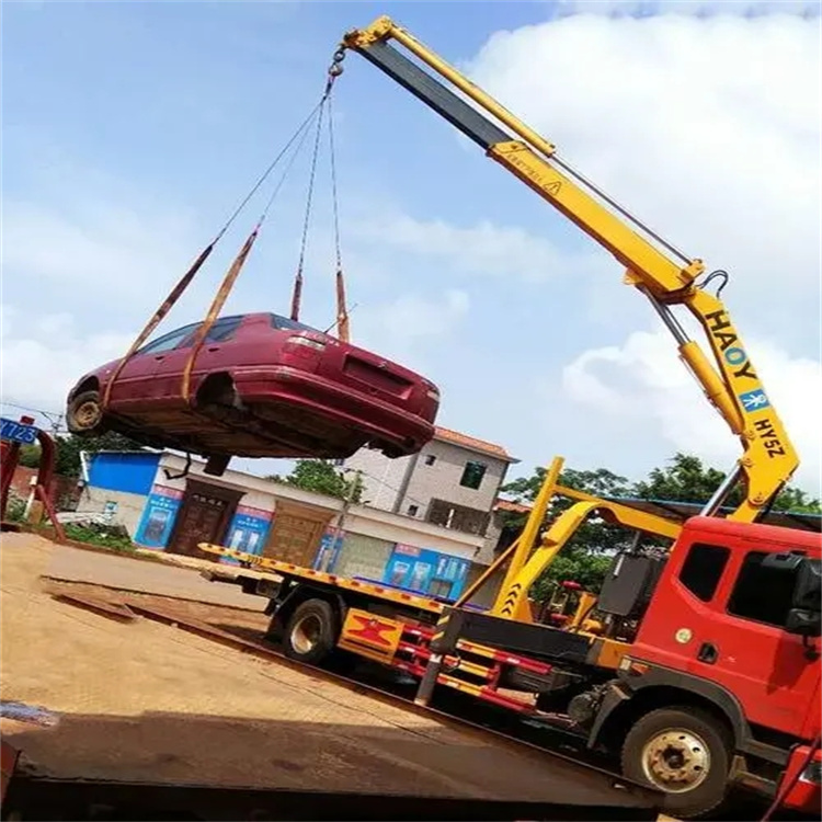 石阡吊车救援小汽车怎么吊