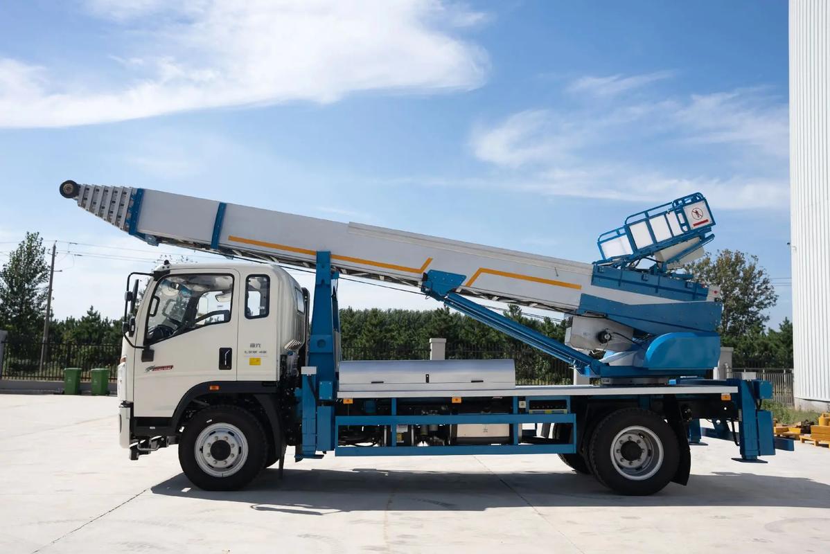 石阡云梯上料车租赁费用